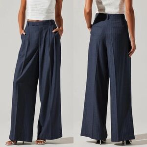 ASTR Milani Pinstripe Wideleg Trouser